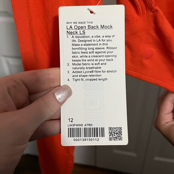 NWT open back Lululemon shirt - Picture 3 of 4